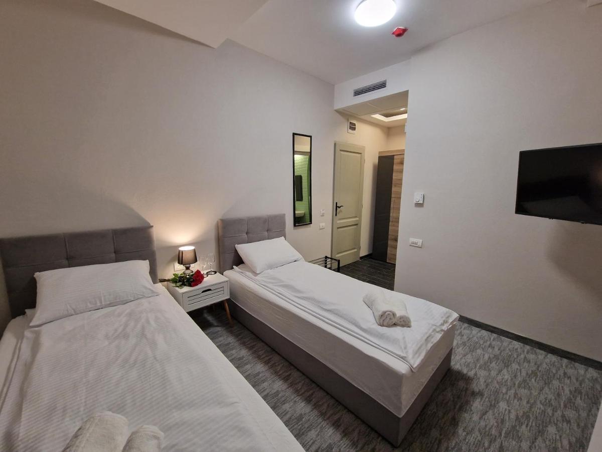 Art'S Luxury Boutique Hotel Oradea Ngoại thất bức ảnh